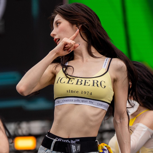 Heejin Galeriebild