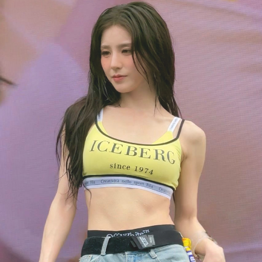 Heejin Galeriebild