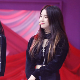 Heejin