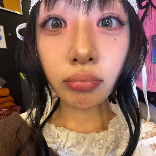 Imagem da galeria de Yves