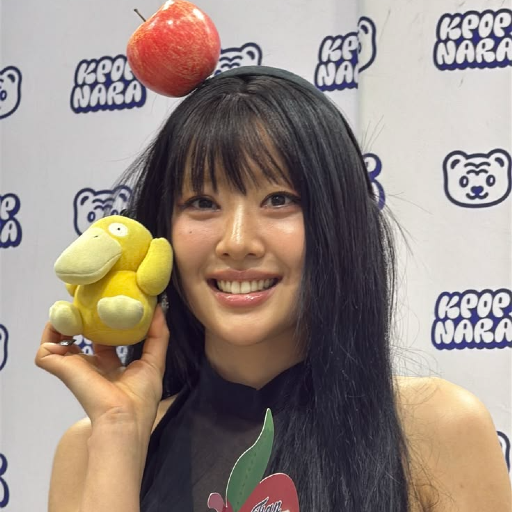 Imagem da galeria de Yves