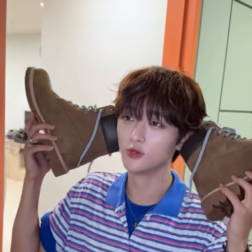 Jin Su gallery image