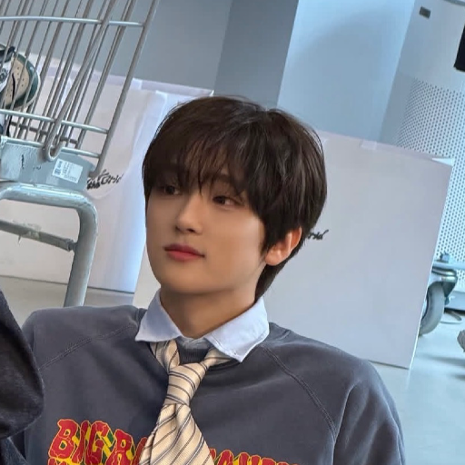 Jin Su gallery image