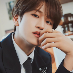 Jun Woo