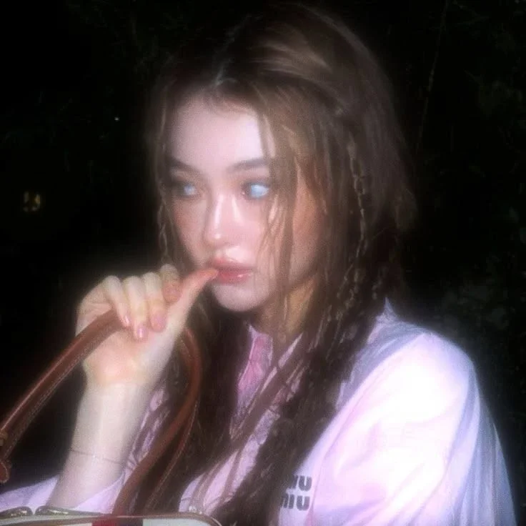 Ella gallery image