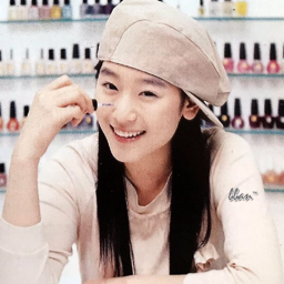 Hyunjin gallery image