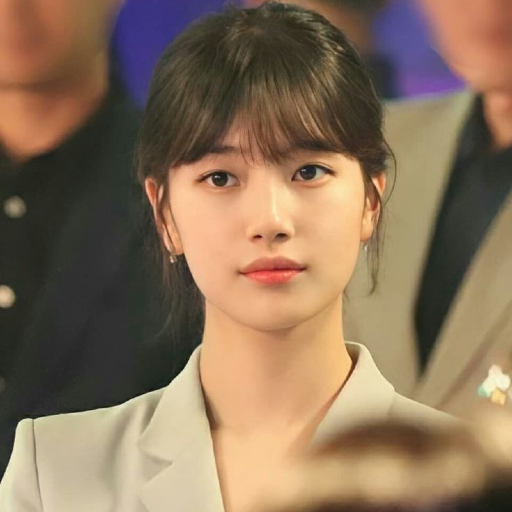 Suzy gallery image