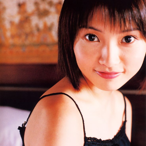 Abe Natsumi gallery image