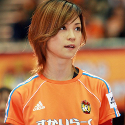 Yoshizawa Hitomi