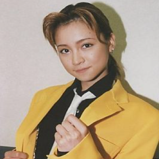 Yoshizawa Hitomi gallery image