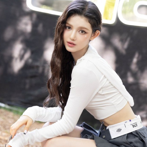 Danielle gallery image