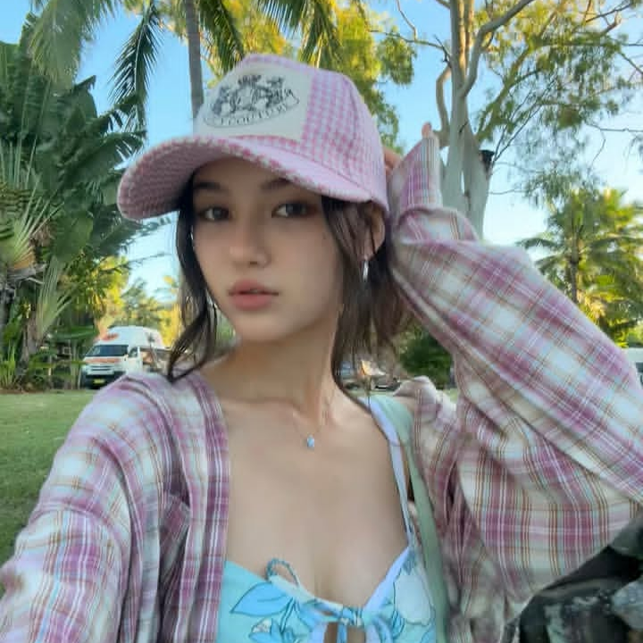 Danielle gallery image