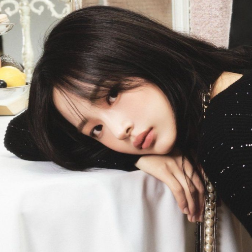 Minji gallery image