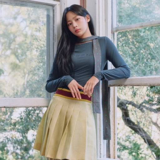 Minji gallery image