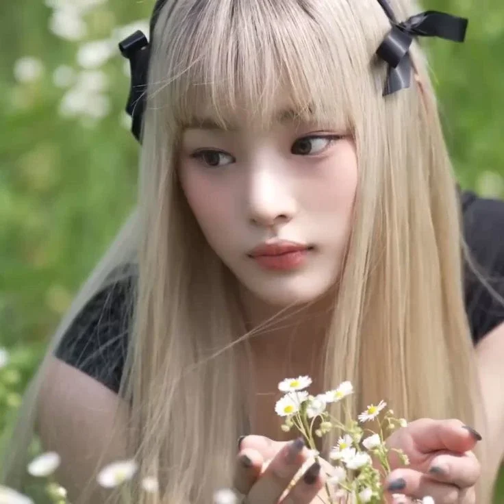Minji gallery image