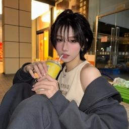 Hu Yetao gallery image