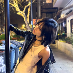 Hu Yetao gallery image
