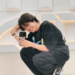 Thi-o gallery image