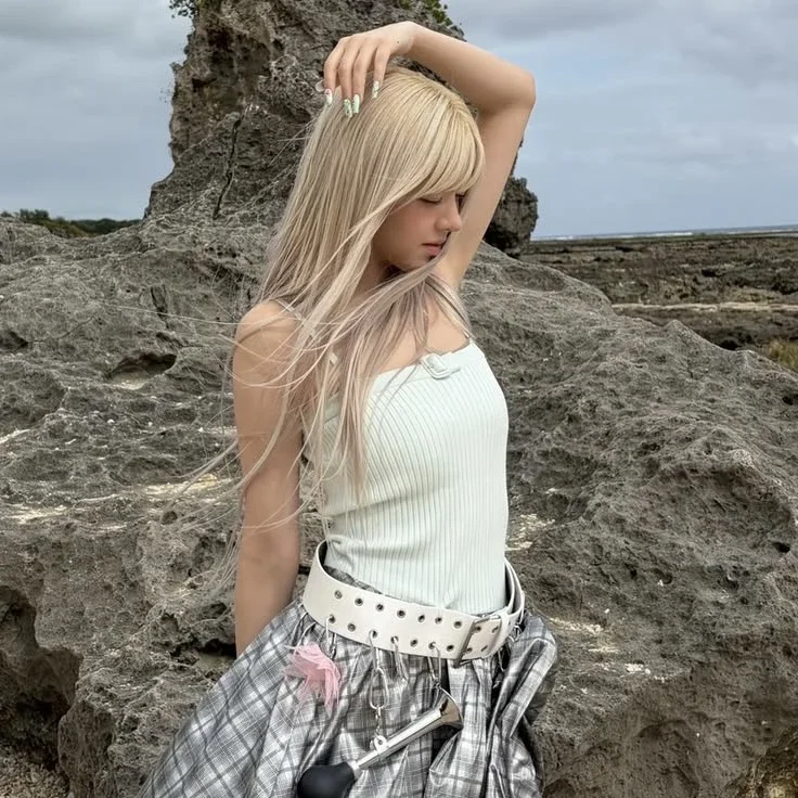 Lily gallery image