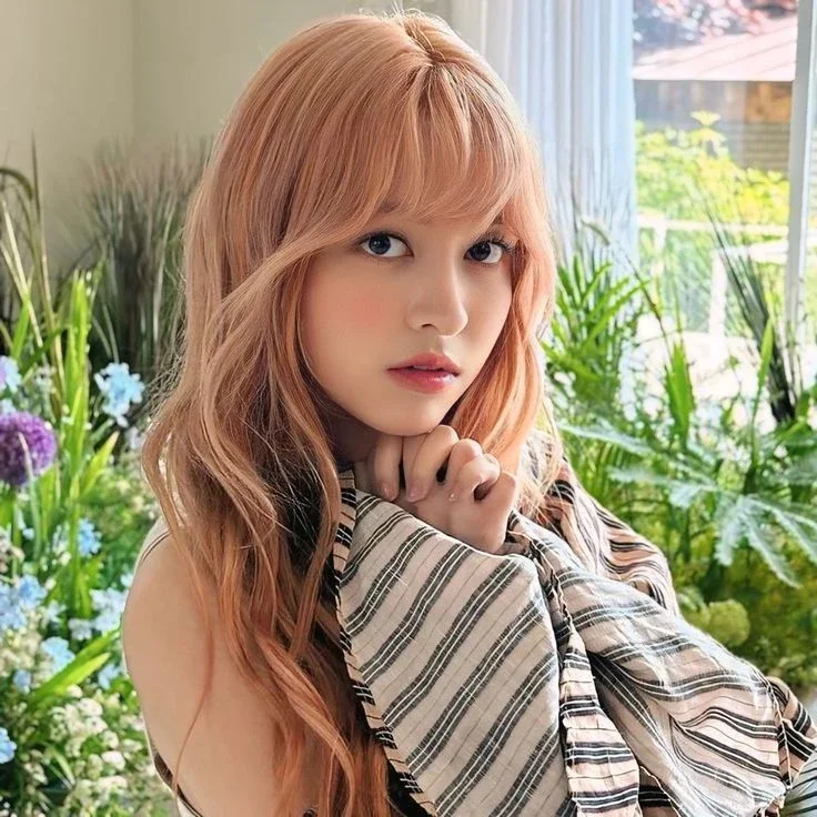 Lily gallery image