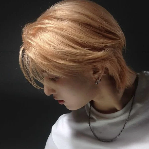عکس گالری Yeonwoo