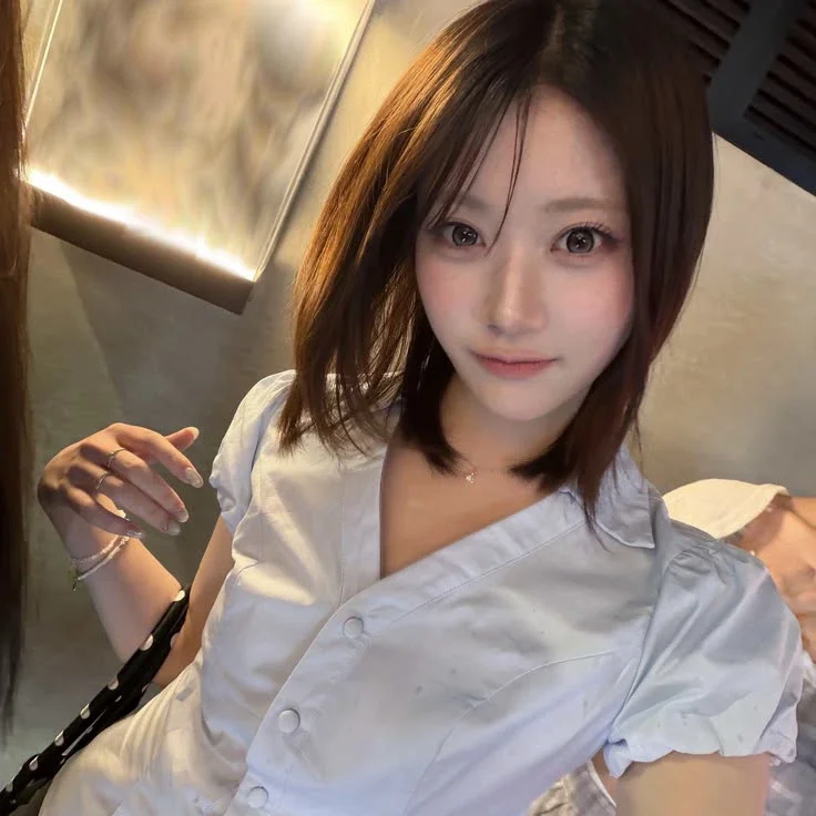 Maika gallery image
