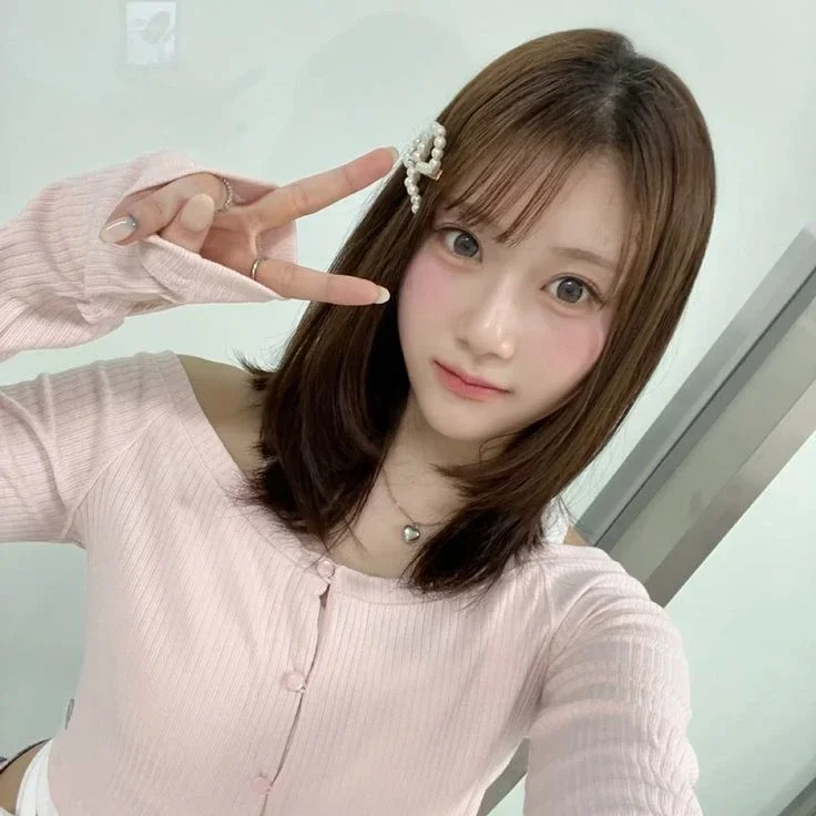Maika gallery image