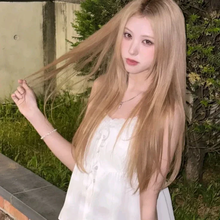 Myah gallery image