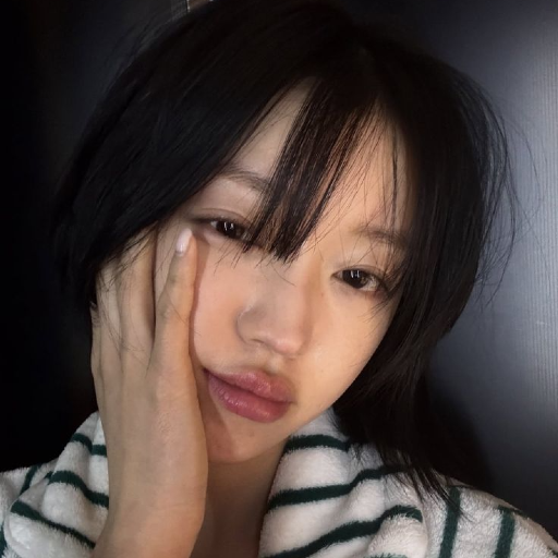 YooA 갤러리 이미지