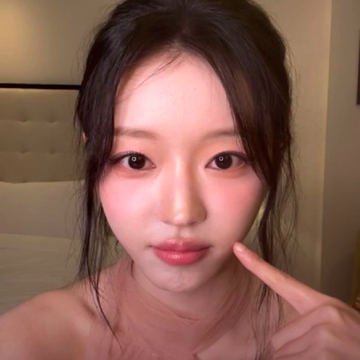YooA 갤러리 이미지