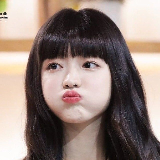 YooA 갤러리 이미지