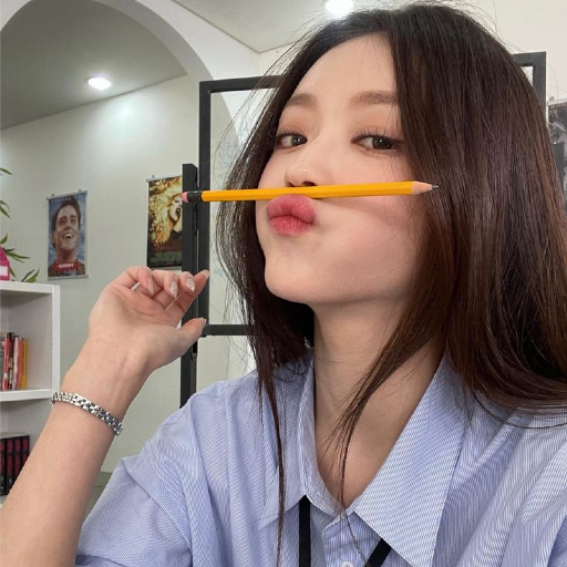 YooA 갤러리 이미지