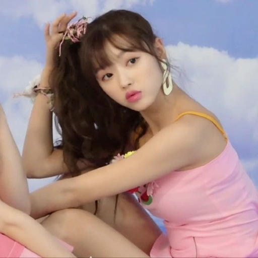 YooA 갤러리 이미지