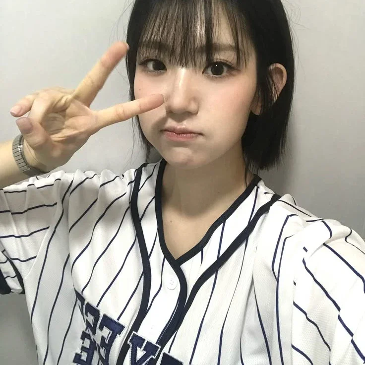 Cho Hyejin gallery image