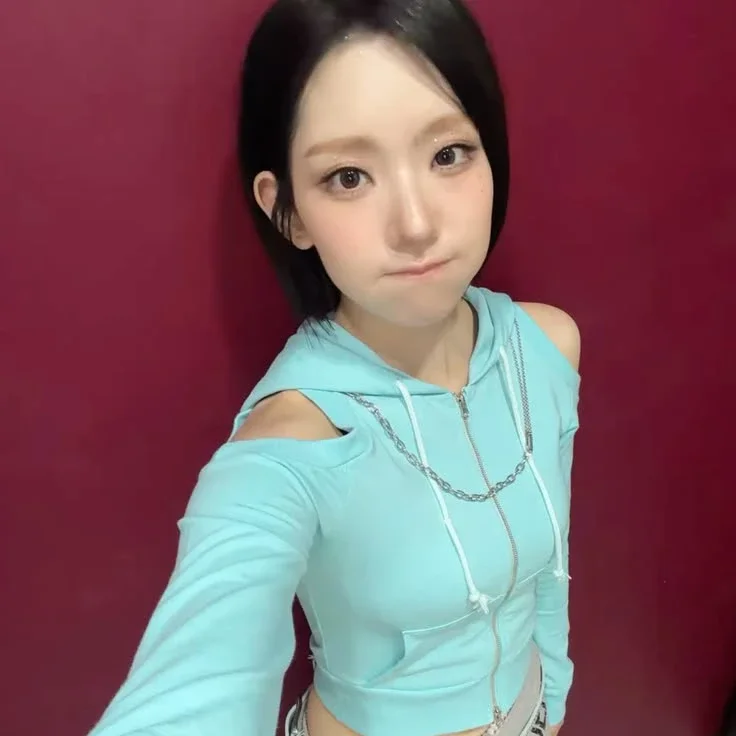 Cho Hyejin gallery image