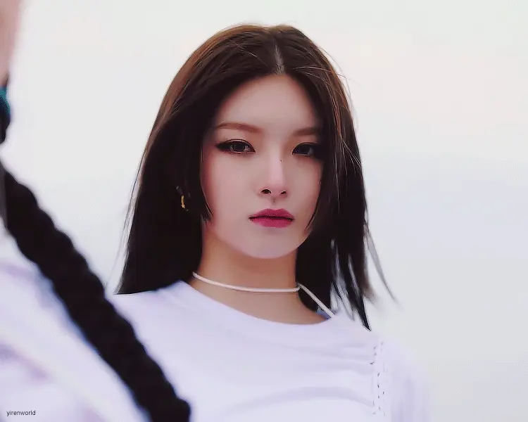Yiren gif