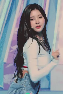 Dayeon gif
