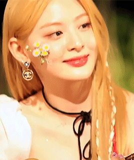 Seeun gif
