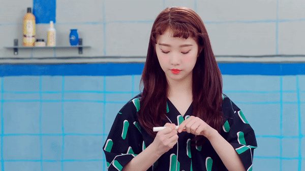 Yeojin gif