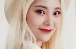 Jinsoul gif