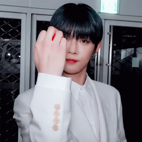Yeonjun gif