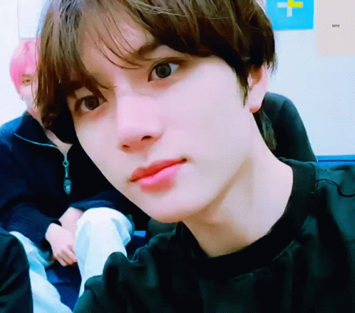 Beomgyu gif