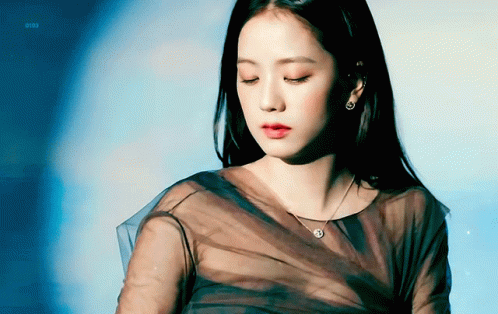 Jisoo gif