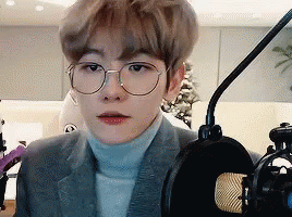 Baekhyun gif