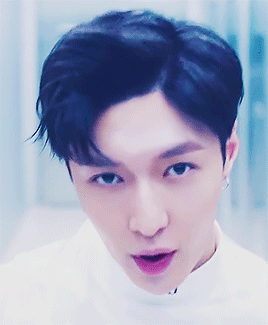 Lay Zhang gif