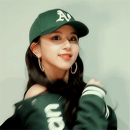 Chaeyoung gif
