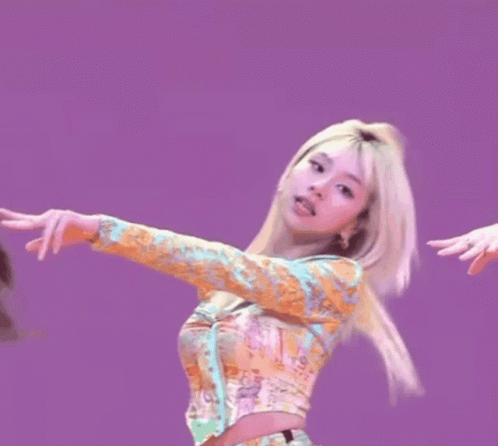 Chaeyoung gif