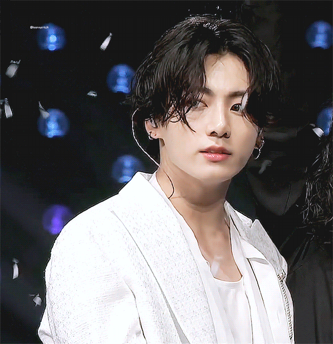 Jungkook gif