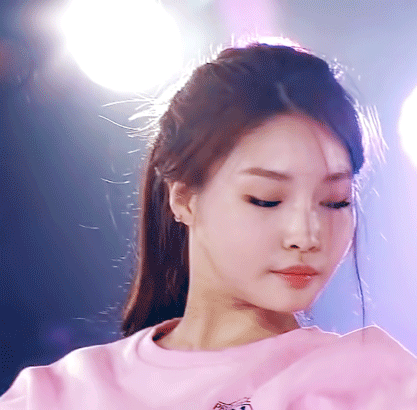 Chungha gif