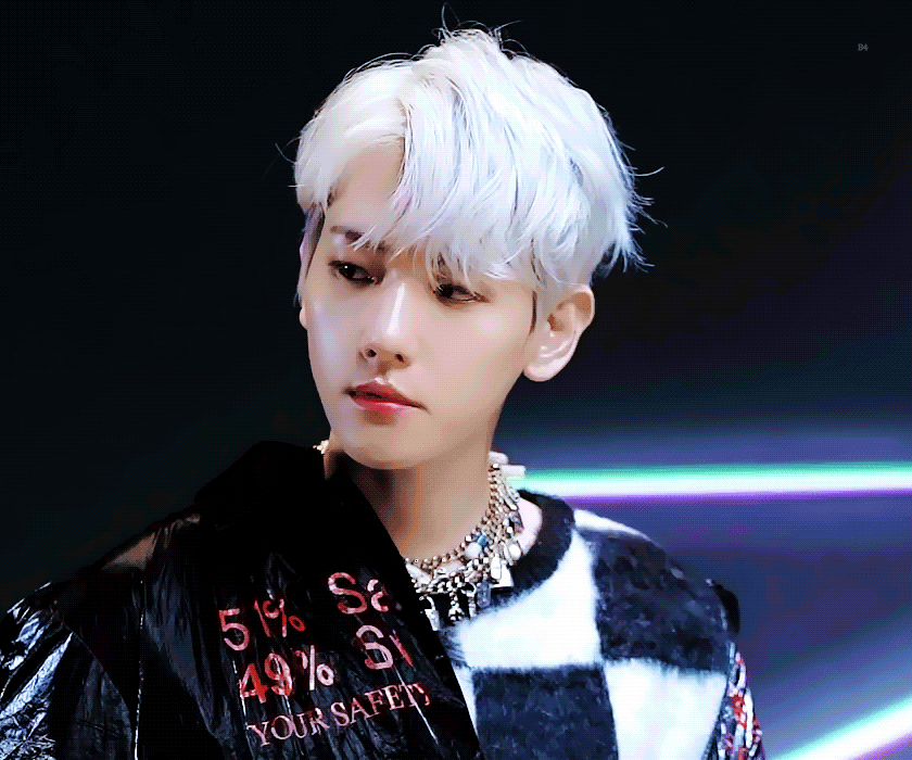 Baekhyun gif
